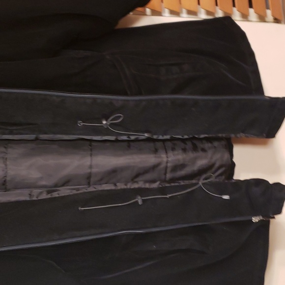 Suddenly Coat with Hood - Picture 4 of 5